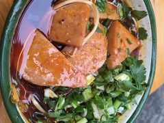 -拈签一笑黄牛肉辣卤串串