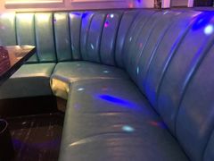 -奥斯汀KTV(金湖店)