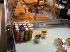 面包甜点陈列柜-皇后西斯汀(千姿汇店)