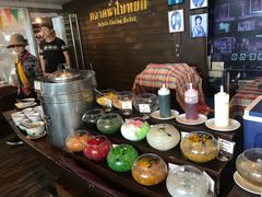 -彩虹云霄酒店76&78层国际自助餐