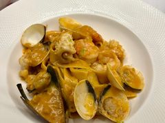 -Mogul Eatery·大亨餐酒馆