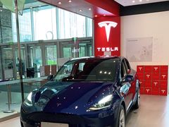 -TESLA 特斯拉(北京颐堤港体验店)