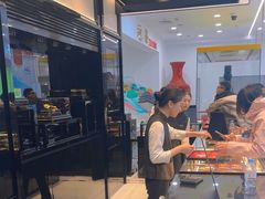 -老铺黄金(工美大厦店)