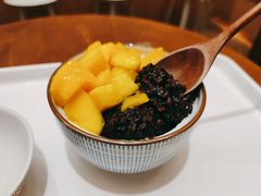 芒果白雪黑糯米-小团圆糖水铺(襄阳南路店)