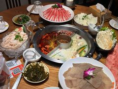-佬土鹅肠火锅(解放路店)