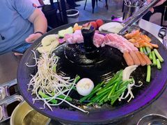 -豚豚家돈돈가韩国锅盖烤肉(新北万达店)