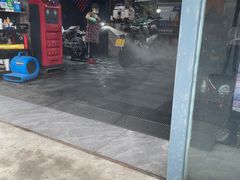 -摩道团机车工坊 摩托车维修 精洗店