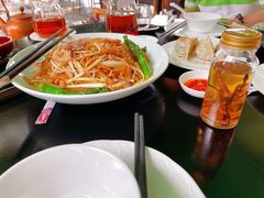 干炒牛河-悦湖公馆