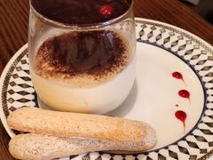 招牌提拉米苏-IL TEATRO 精品意大利餐厅