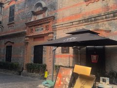 -洋房火锅(上海新天地南北里店)