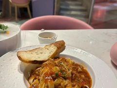 -水桶王国主题餐厅·聚会·生日派对·亲子活动·家庭套餐(亚龙湾希尔顿店)