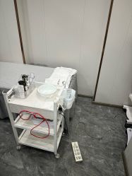-苗方清颜专业祛痘·皮肤管理
