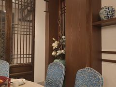 -唐师傅湘西名菜馆(武陵路店)