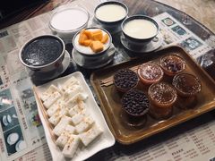 -周大娘牛乳(旧寨古村总店)