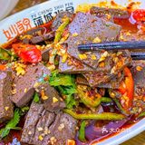 西安城墙下🈶️点东西，