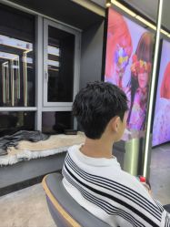 -藤野造型烫发染发