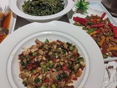 -小隐院子·庭院餐厅(大学城后湖店)