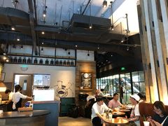 大堂-星巴克(北京三里屯SOHO一店)
