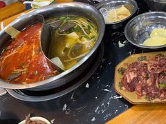 -黄利砖万峰林布依特色酸笋牛肉馆