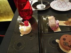 -Salon de The de Joel Robuchon(外滩18号店)