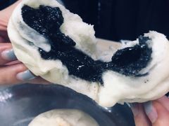 黑芝麻包-老陶包子铺(南大西南村店)