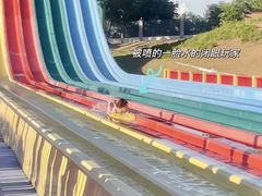 -汤山欢乐水世界