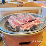 大咬烤肉满足感-闻老头菊花碳烤肉