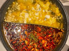 -吃城都·鱼蛙火锅(西玉龙街店)