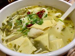 酸菜小鱼-渝是乎川渝小炒(新世界百货望京店)