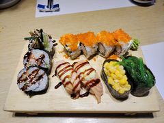-一米空间·日式料理(逗号立方店)