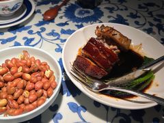 草扎肉-桂满陇·桃花院落(长泰广场店)