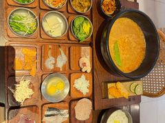-银米·云南传统过桥米线(双廊黑金冠店)