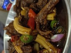 -江城燕子大排档(江汉路步行街店)