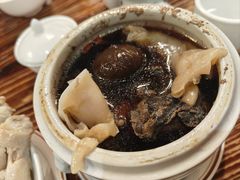 黑蒜竹丝鸡炖花胶-黄祥华养生堂·炖汤·营养蒸饭(岭南天地店)