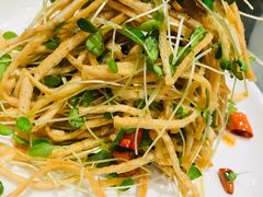 香椿豆腐丝-北京老铺烤鸭(西稍门店)