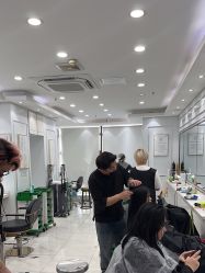 -镁连社·美联社