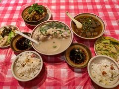-老方桌烂蹄花川菜馆(九龙坡店)