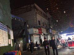 -吴山路夜市