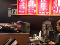 -星巴克(浦东机场T2到达店)