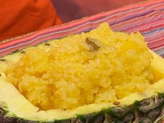 -香巴拉云南餐厅(华莱坞店)