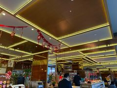 -大中华希尔顿酒店-念自助餐·嗨啤·小龙虾