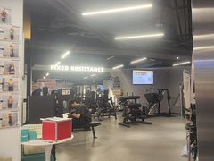 -超鹿运动(达信大厦店)