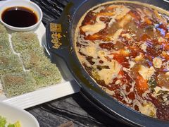 -老船舫·现做活鲜鱼馆(东郊记忆店)