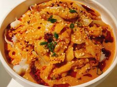爱吃豆皮涮肚-江城小馆陕南妈妈菜·全球旅行餐厅(钟楼店)