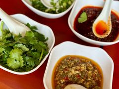 -鲁朗纳麦石锅鸡庄园