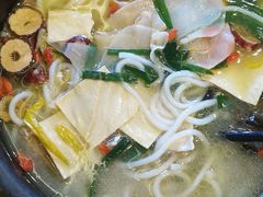 -桥香园云南过桥米线(红龙井店)