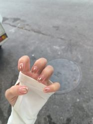 -孔雀手美甲美睫护理