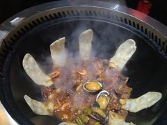 -锅来乐地锅鸡(安亭店)