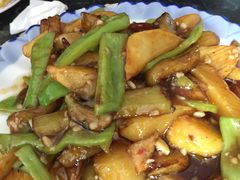 地三鲜-新派川菜馆(济南路店)