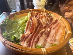 -阿婆情腊排骨火锅·野生菌季(古城旗舰店)